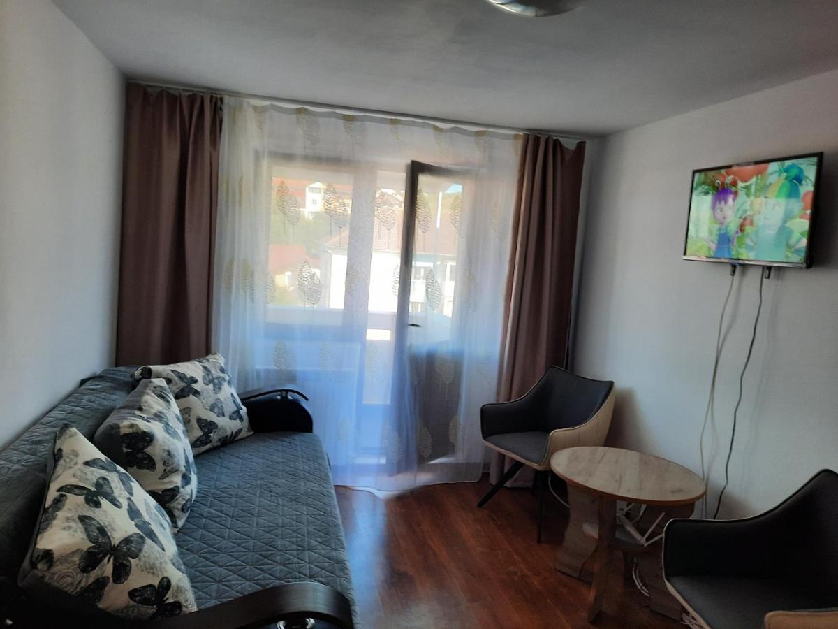 Apartament In Regim Hotelier Deva Exterior foto